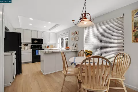 Dining - 7297 Castle Dr, Dublin, CA 94568 photo 4 of 5