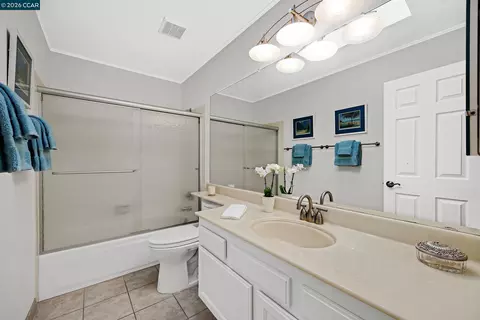 Bath - 7297 Castle Dr, Dublin, CA 94568 photo 4 of 5
