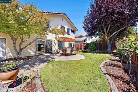 Exterior - 7297 Castle Dr, Dublin, CA 94568 photo 7 of 10