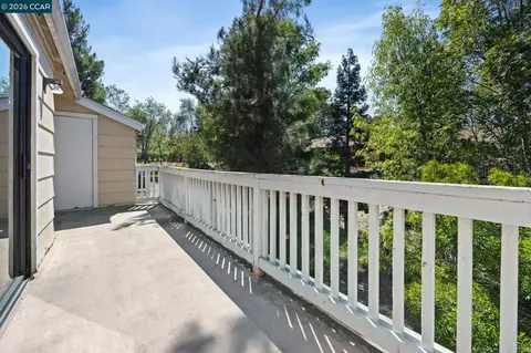Exterior - 388 Mill Rd, Martinez, CA 94553 photo 1 of 7