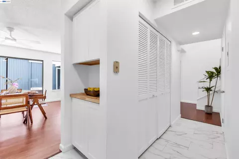 Entry Way - 403 Olympus #7, Hercules, CA 94547 photo 1 of 1