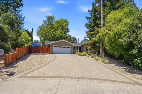 20 Waterberry Ct, Pleasant Hill, CA 94523