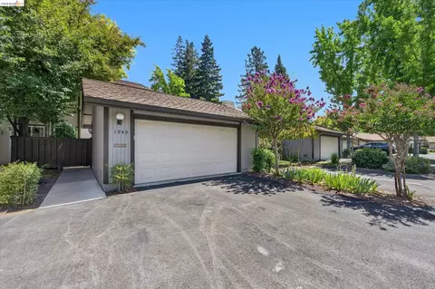 1949 Countrywood Ct, Walnut Creek, CA 94598