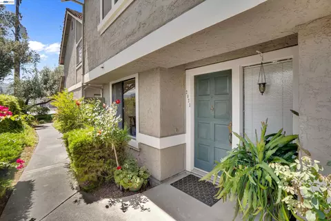 2023 Los Gatos Almaden Rd, San Jose, CA 95124