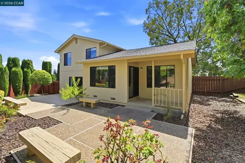 Exterior - 2942 Miller Dr, Fairfield, CA 94534 photo 4 of 11