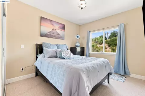 Bedroom - 1769 Carmel Ct, Fairview, CA 94541 photo 9 of 10