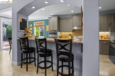 Kitchen - 653 Bouma Ln, Ripon, CA 95366 photo 6 of 6