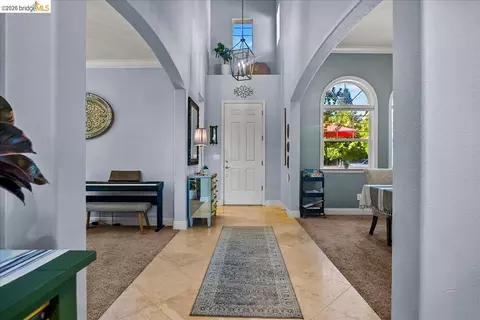 Entry Way - 653 Bouma Ln, Ripon, CA 95366 photo 2 of 5