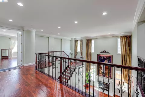 Entry Way - 4951 Grayhawk Ct, Dublin, CA 94568 photo 4 of 5