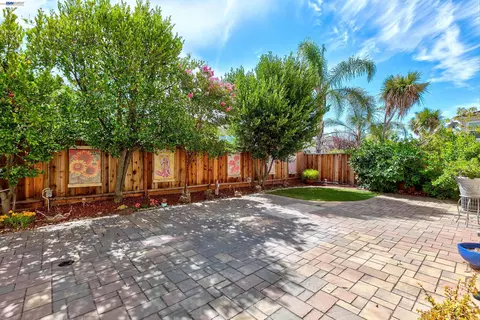 Exterior - 4951 Grayhawk Ct, Dublin, CA 94568 photo 8 of 16