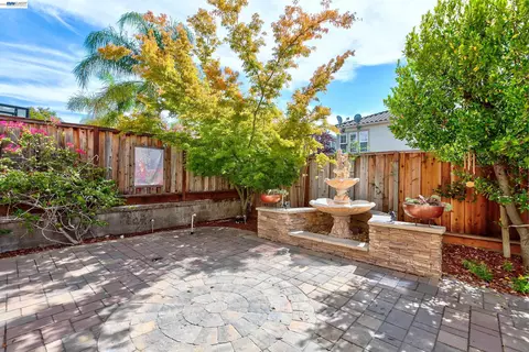Exterior - 4951 Grayhawk Ct, Dublin, CA 94568 photo 7 of 16
