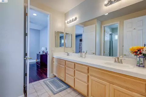 Entry Way - 4951 Grayhawk Ct, Dublin, CA 94568 photo 5 of 5