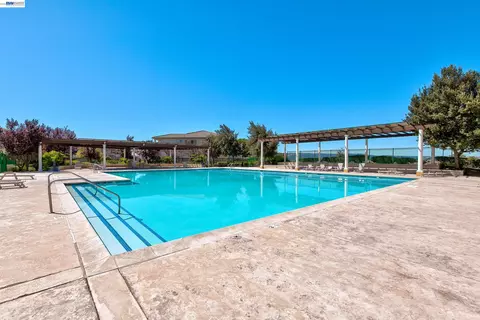 Exterior - 4951 Grayhawk Ct, Dublin, CA 94568 photo 14 of 16