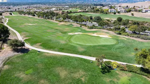 View/Area - 4951 Grayhawk Ct, Dublin, CA 94568 photo 3 of 8