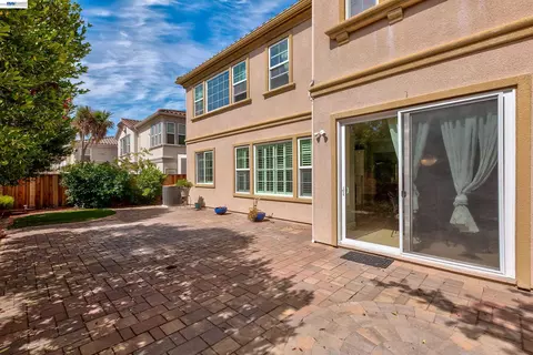 Exterior - 4951 Grayhawk Ct, Dublin, CA 94568 photo 5 of 16