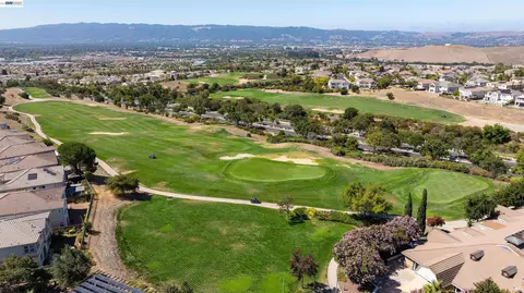 View/Area - 4951 Grayhawk Ct, Dublin, CA 94568 photo 8 of 8