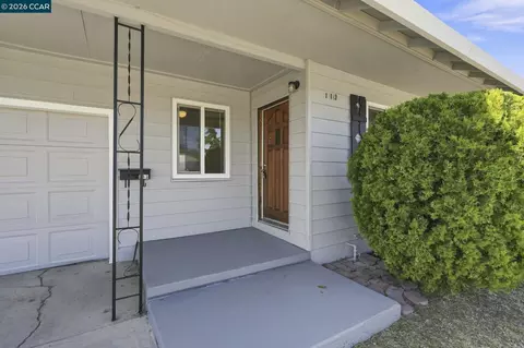Exterior - 113 E Tennessee St, Fairfield, CA 94533 photo 4 of 16