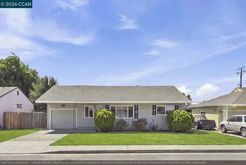 Exterior - 113 E Tennessee St, Fairfield, CA 94533 photo 15 of 16