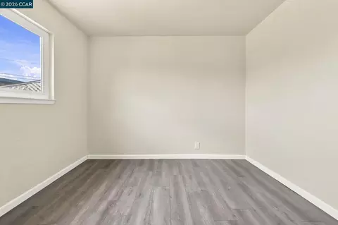 Bedroom - 113 E Tennessee St, Fairfield, CA 94533 photo 8 of 10