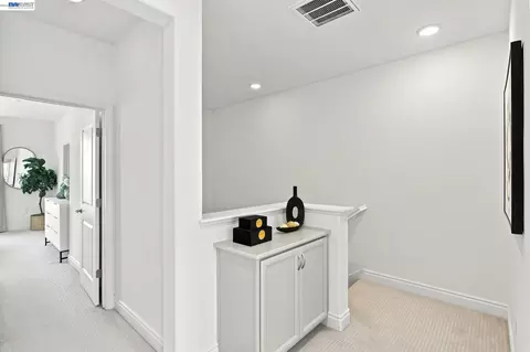 Entry Way - 3943 Summit Rd, Dublin, CA 94568 photo 4 of 5