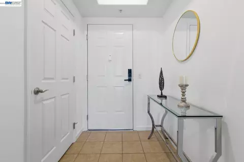 Entry Way - 800 S Abel St #519, Milpitas, CA 95035 photo 1 of 3