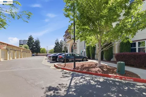 Exterior - 800 S Abel St #519, Milpitas, CA 95035 photo 4 of 7