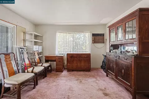 Living - 1318 Potter St, Martinez, CA 94553 photo 3 of 3