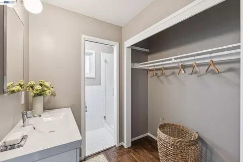 Other - 433 Kitty Hawk Rd, Alameda, CA 94501 photo 2 of 6
