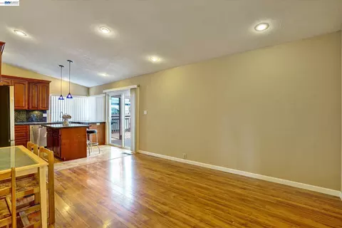 Living - 2511 Mistletoe Dr, Hayward, CA 94545 photo 2 of 2
