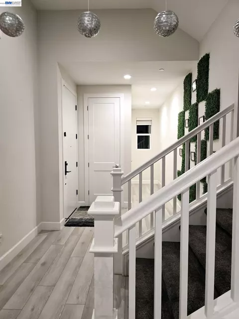 Entry Way - 5915 Abbott St, Dublin, CA 94568 photo 1 of 5