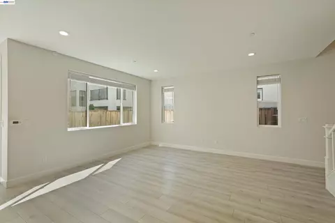 Living - 5915 Abbott St, Dublin, CA 94568 photo 3 of 4
