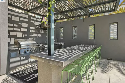 Kitchen - 5915 Abbott St, Dublin, CA 94568 photo 1 of 11