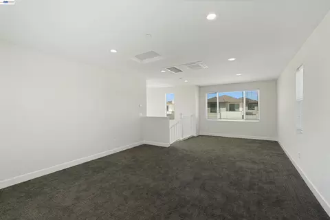 Living - 5915 Abbott St, Dublin, CA 94568 photo 2 of 4