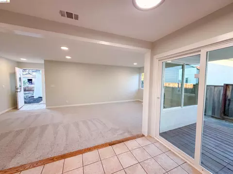 Living - 112 Aster Ct, Hercules, CA 94547 photo 1 of 1
