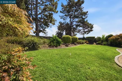 Exterior - 824 Coral Dr, Rodeo, CA 94572 photo 10 of 16