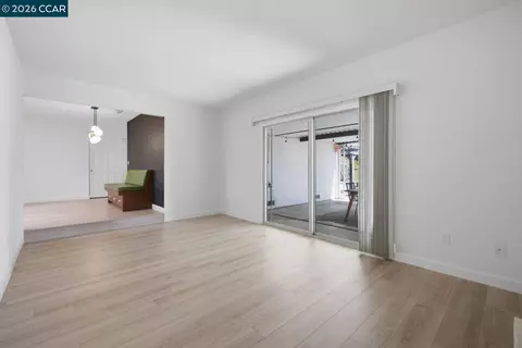 Living - 824 Coral Dr, Rodeo, CA 94572 photo 5 of 5