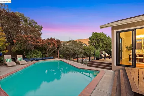 Exterior - 1235 Larch Ave, Moraga, CA 94556 photo 4 of 10