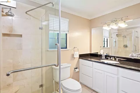 Bath - 1235 Larch Ave, Moraga, CA 94556 photo 1 of 5