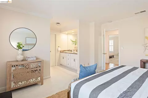 Bedroom - 1235 Larch Ave, Moraga, CA 94556 photo 4 of 7