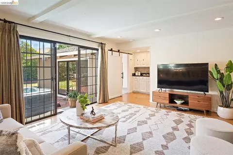 Living - 1235 Larch Ave, Moraga, CA 94556 photo 5 of 6
