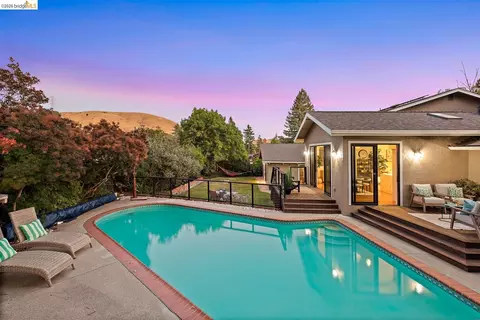 Exterior - 1235 Larch Ave, Moraga, CA 94556 photo 6 of 10