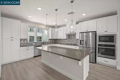 Kitchen - 3909 Eminence St, Dublin, CA 94568 photo 2 of 4