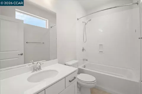 Bath - 3909 Eminence St, Dublin, CA 94568 photo 2 of 3