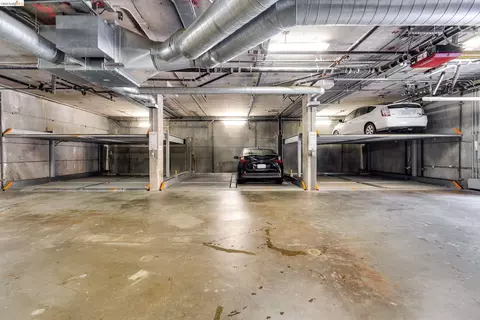 Exterior - 2628 Telegraph Ave #303, Berkeley, CA 94704 photo 6 of 6
