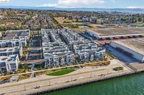 View/Area - 453 Sentinel Dr, Alameda, CA 94501 photo 14 of 15