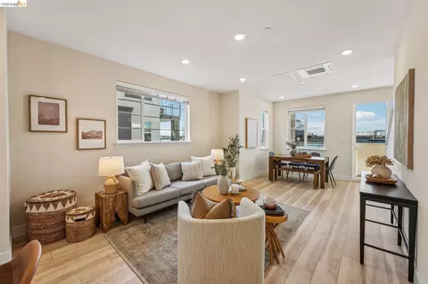 Living - 453 Sentinel Dr, Alameda, CA 94501 photo 2 of 2