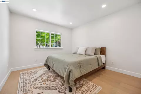 Bedroom - 1764 3rd Ave, Walnut Creek, CA 94597 photo 7 of 10