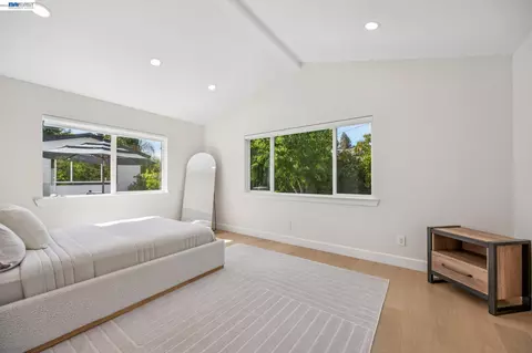 Bedroom - 1764 3rd Ave, Walnut Creek, CA 94597 photo 1 of 10