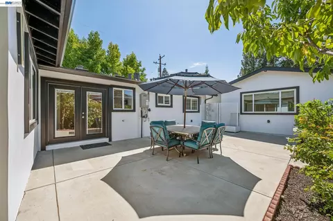 Exterior - 1764 3rd Ave, Walnut Creek, CA 94597 photo 8 of 12