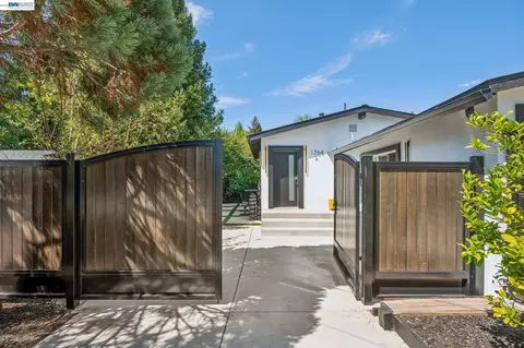 Exterior - 1764 3rd Ave, Walnut Creek, CA 94597 photo 10 of 12